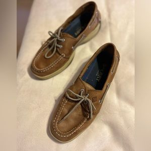 Men’s Sperry loafers. Smoke free home.